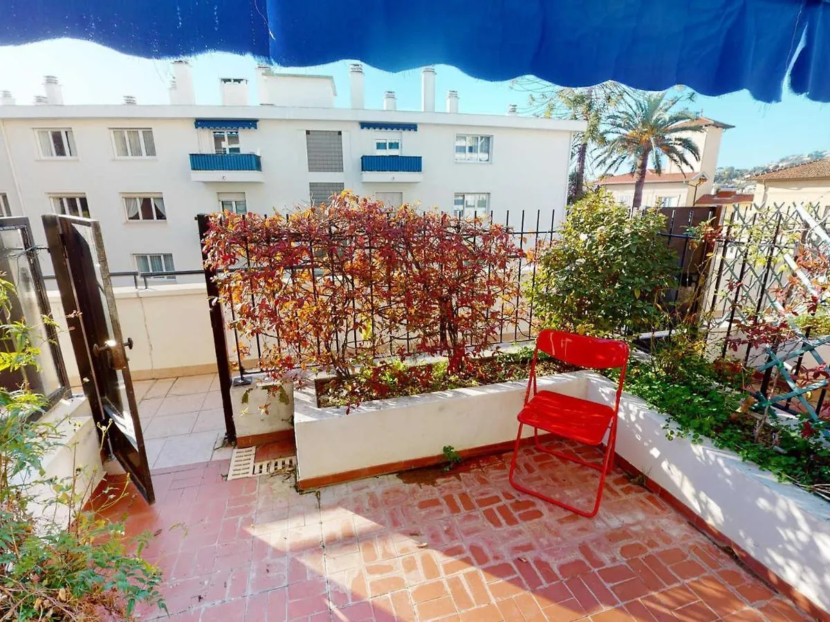 Studio Plaisant Avec Grande Terrasse Ensoleillee Pres Du Centre Et Des Plages - Fr-1-196-319 Menton